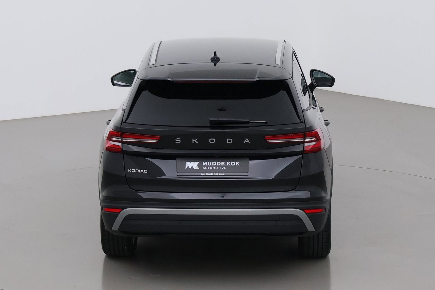 Škoda Kodiaq 1.5 TSI Business Edition Plus | 7 Persoons | Trekhaak | ACC | Camera | Keyless | Stoel+Stuurverwarming | Getint glas | 19 Inch