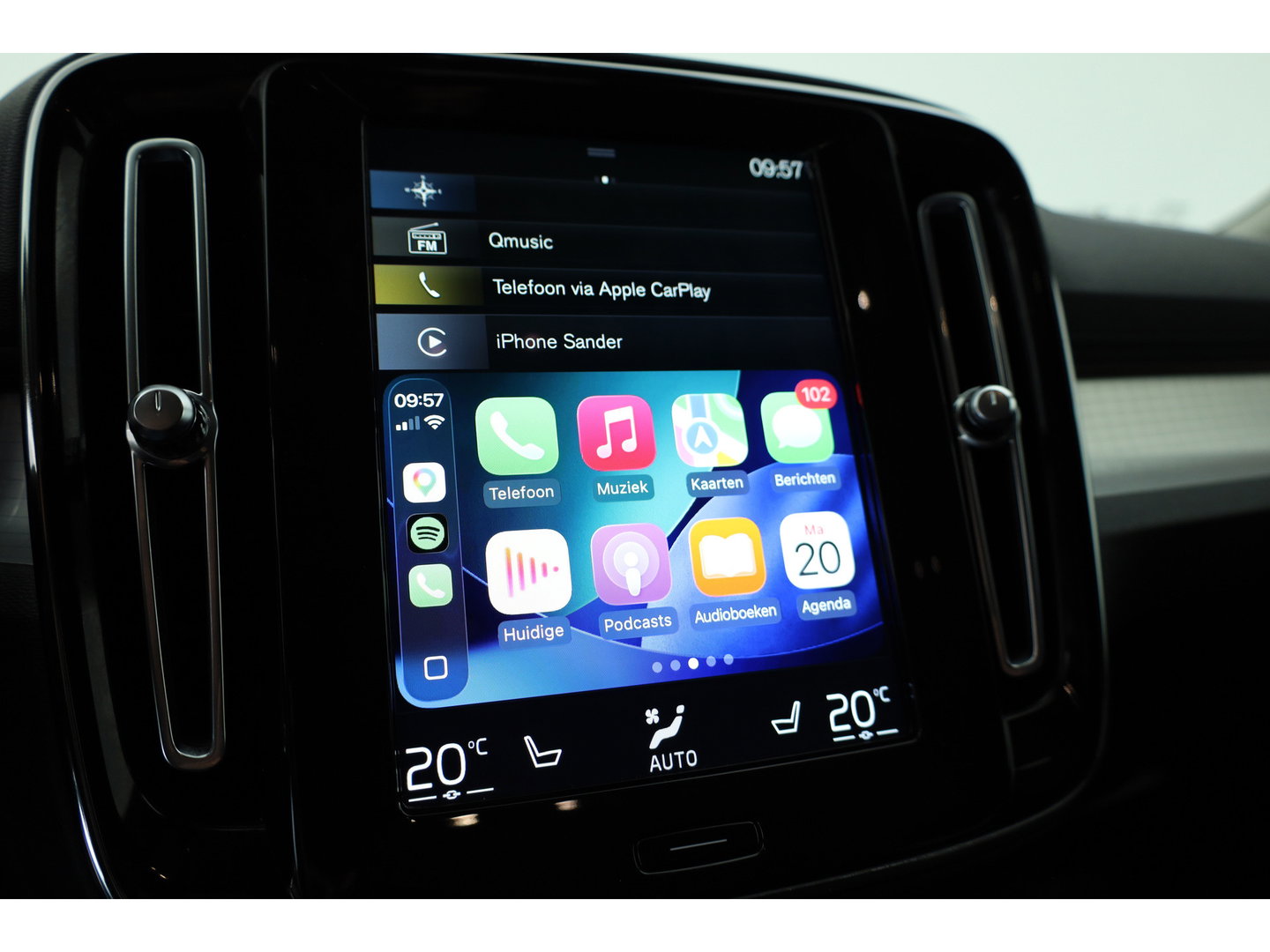 Volvo XC40 1.5 T5 Recharge Inscription | Pilot Assist | Apple CarPlay & Android | Navi |Stoel-Stuurverw. | Achteruitrijcamera | DAB
