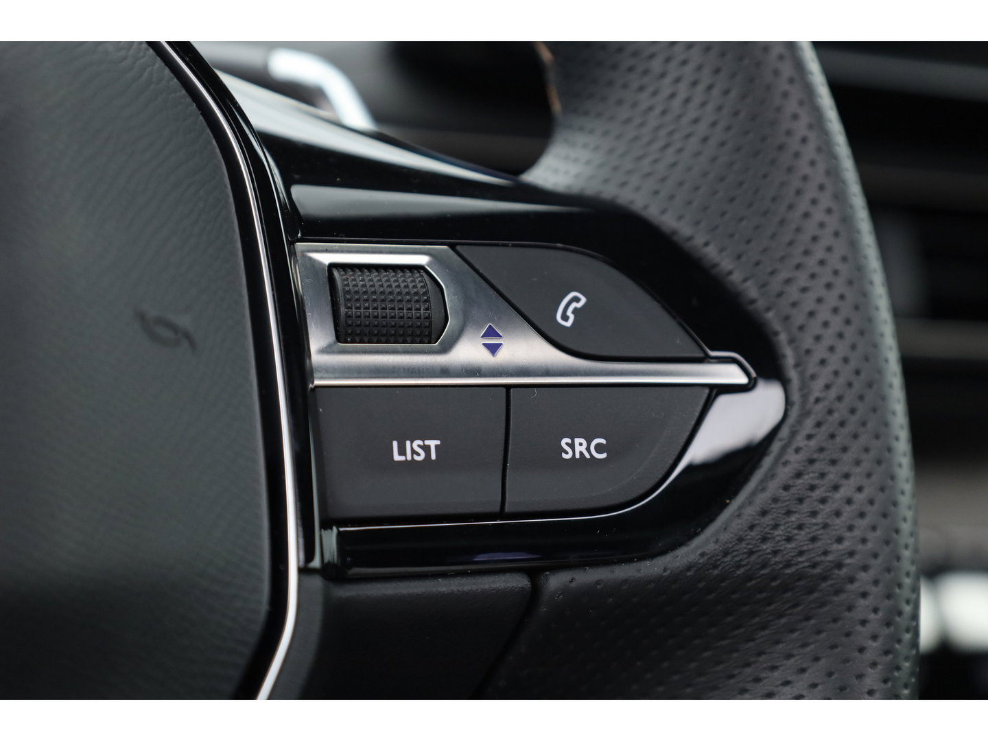 Peugeot 3008 1.6 HYbrid 225 GT | Rijklaar | Android Auto | Pano | Adapt. Cruise | Navi | Dodehoek. | Camera | DAB | 18"