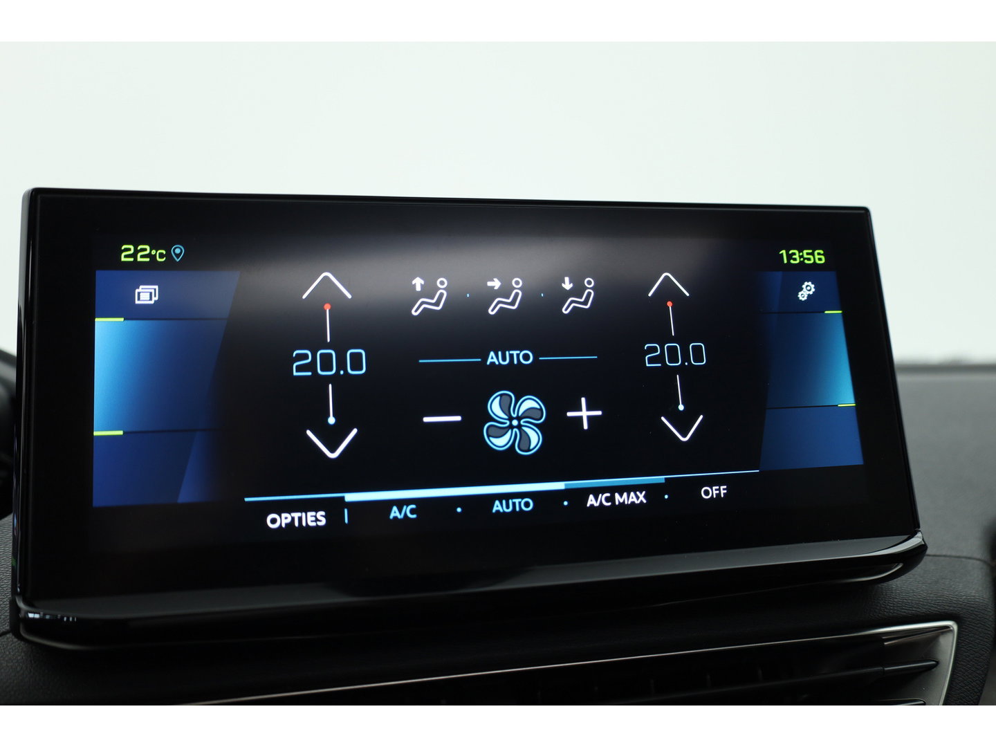 Peugeot 3008 1.6 HYbrid 225 GT | Rijklaar | Android Auto | Pano | Adapt. Cruise | Navi | Dodehoek. | Camera | DAB | 18"