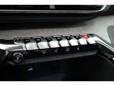 Peugeot 3008 1.6 HYbrid 225 GT | Rijklaar | Android Auto | Pano | Adapt. Cruise | Navi | Dodehoek. | Camera | DAB | 18"