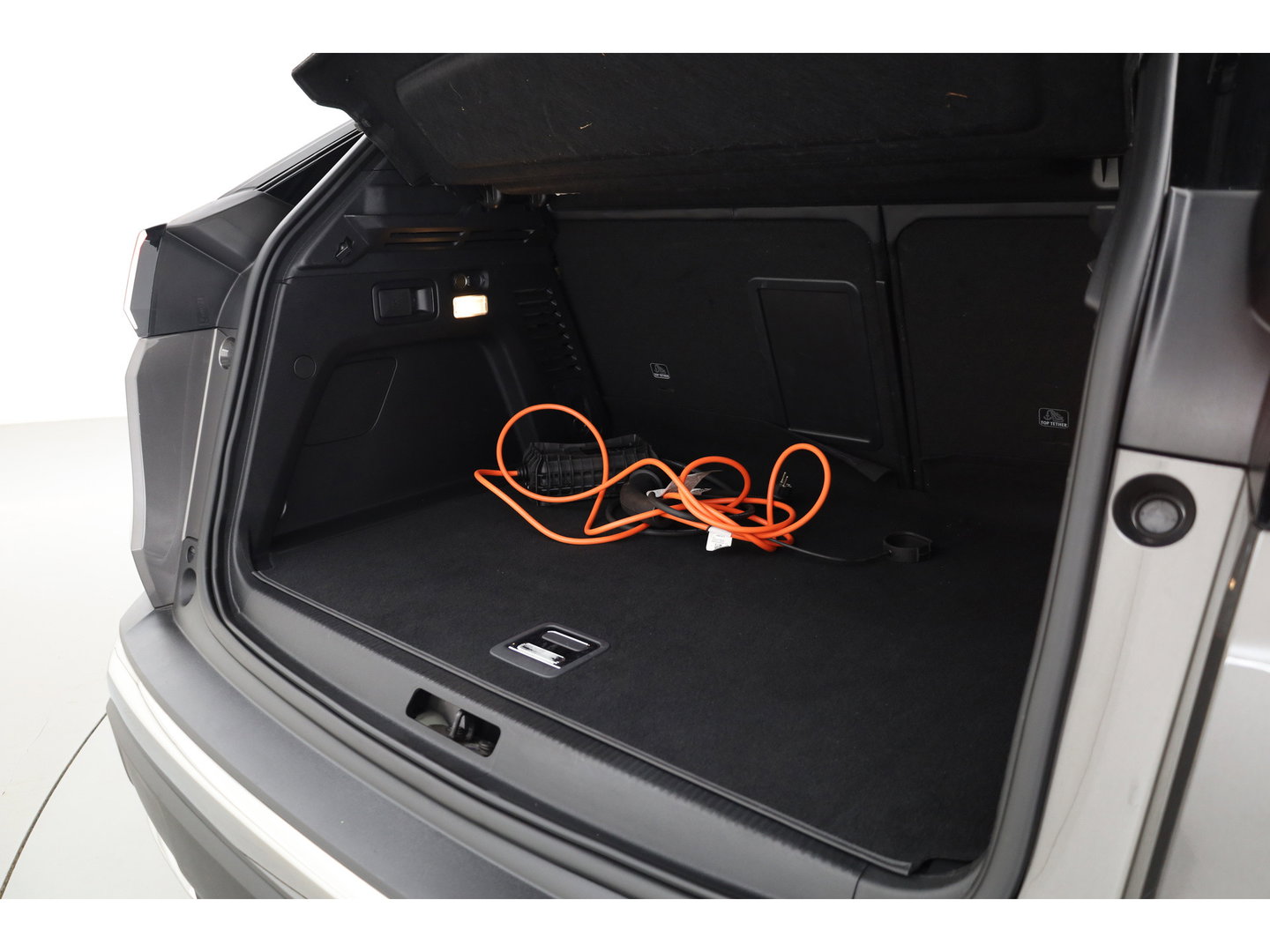 Peugeot 3008 1.6 HYbrid 225 GT | Rijklaar | Android Auto | Pano | Adapt. Cruise | Navi | Dodehoek. | Camera | DAB | 18"