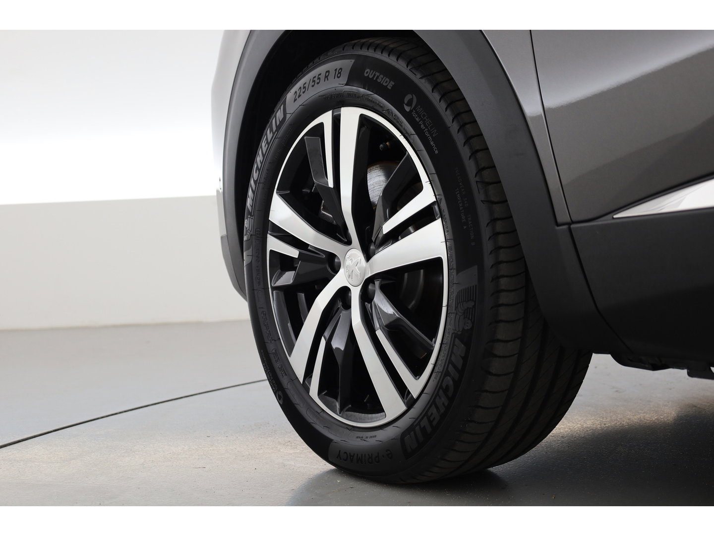 Peugeot 3008 1.6 HYbrid 225 GT | Rijklaar | Android Auto | Pano | Adapt. Cruise | Navi | Dodehoek. | Camera | DAB | 18"