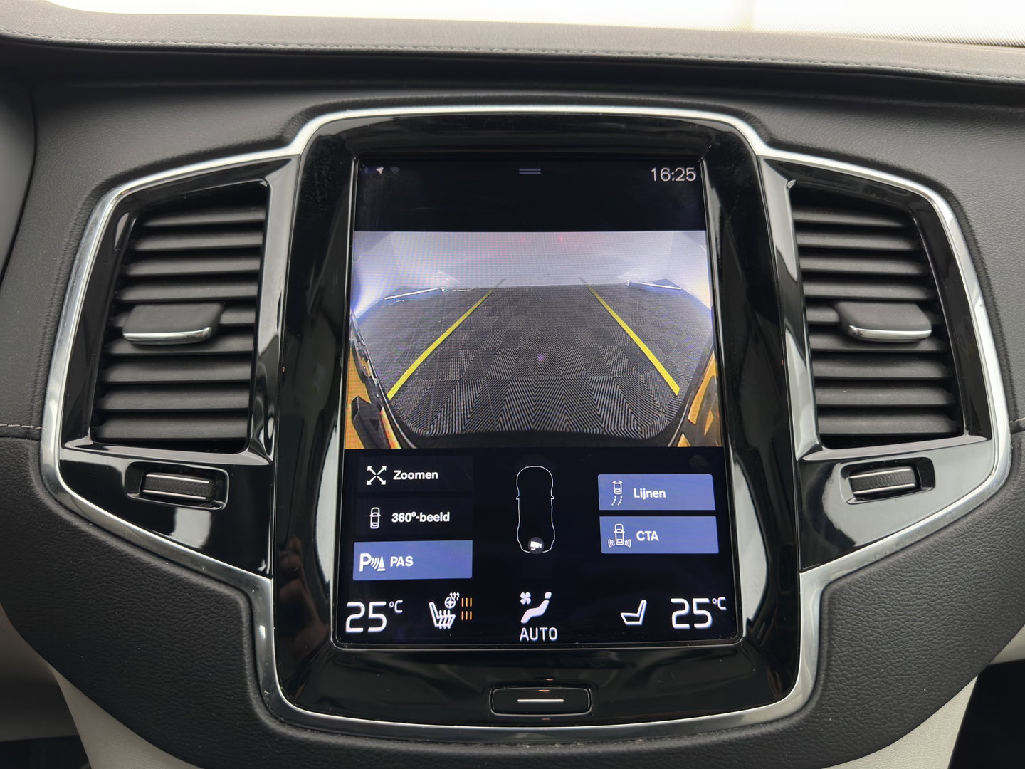 Volvo XC90 2.0 D5 AWD Inscription Aut. *PANO | LEATHER | FULL-LED | MEMORY-PACK | BLINDSPOT | KEYLESS | DIGI-COCKPIT | CAMERA | NAVI-FULLMAP | HEATED-CONTOURSEATS | TOWBAR |  HEAD-UP |  21''ALU*