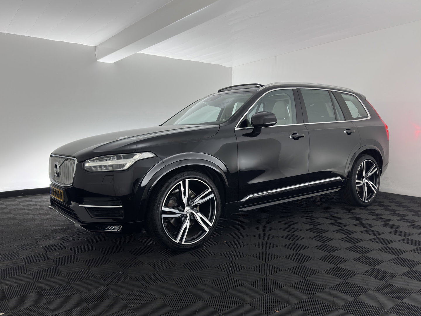 Volvo XC90 2.0 D5 AWD Inscription Aut. *PANO | LEATHER | FULL-LED | MEMORY-PACK | BLINDSPOT | KEYLESS | DIGI-COCKPIT | CAMERA | NAVI-FULLMAP | HEATED-CONTOURSEATS | TOWBAR |  HEAD-UP |  21''ALU*