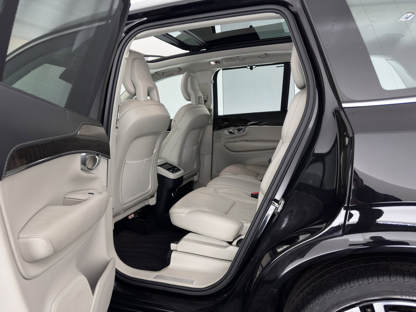 Volvo XC90 2.0 D5 AWD Inscription Aut. *PANO | LEATHER | FULL-LED | MEMORY-PACK | BLINDSPOT | KEYLESS | DIGI-COCKPIT | CAMERA | NAVI-FULLMAP | HEATED-CONTOURSEATS | TOWBAR |  HEAD-UP |  21''ALU*