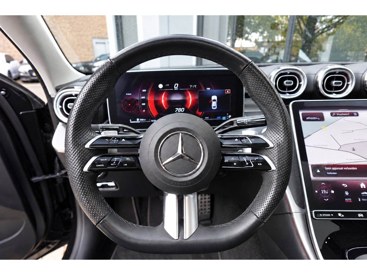 Mercedes-Benz C-Klasse 200 AMG Line PANO CAM SFEER VOL'