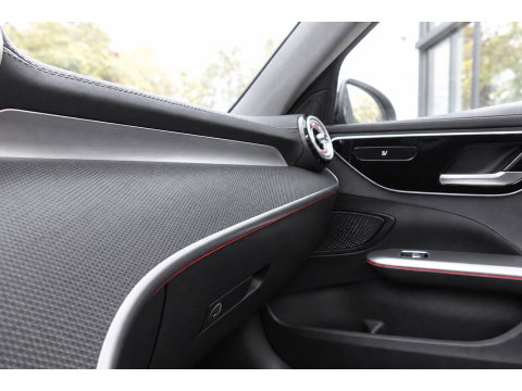 Mercedes-Benz C-Klasse 200 AMG Line PANO CAM SFEER VOL'