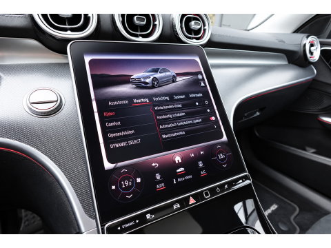 Mercedes-Benz C-Klasse 200 AMG Line PANO CAM SFEER VOL'