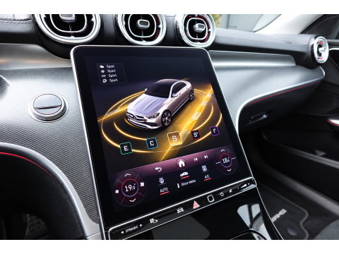 Mercedes-Benz C-Klasse 200 AMG Line PANO CAM SFEER VOL'
