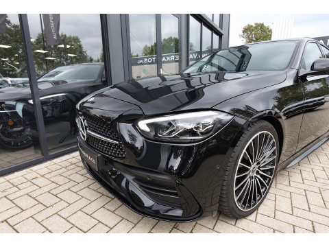 Mercedes-Benz C-Klasse 200 AMG Line PANO CAM SFEER VOL'