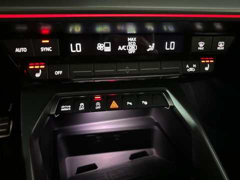 Audi RS3 Sportback 2.5 TFSI quattro Pano|Alcantara|B&O|Camera