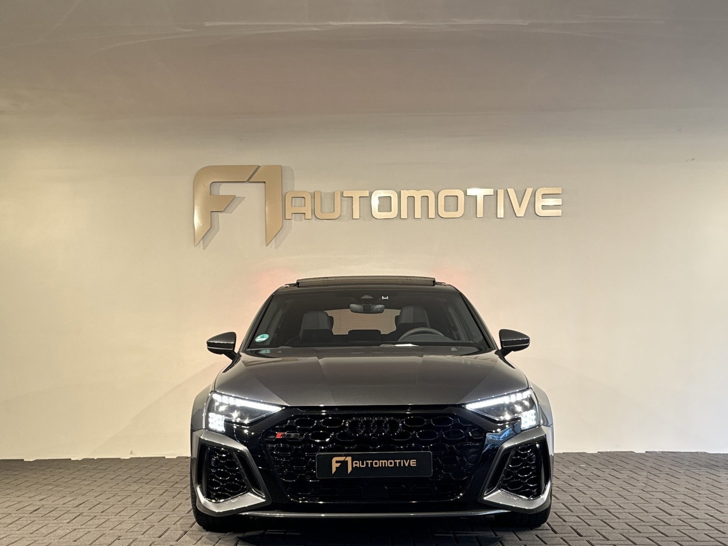 Audi RS3 Sportback 2.5 TFSI quattro Pano|Alcantara|B&O|Camera
