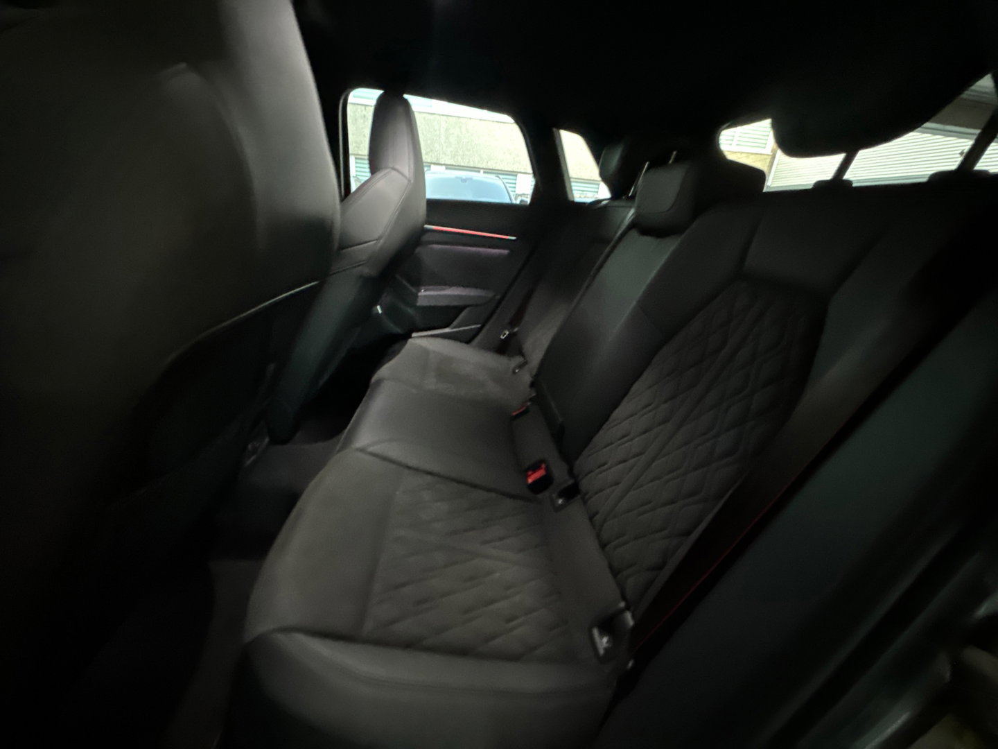 Audi RS3 Sportback 2.5 TFSI quattro Pano|Alcantara|B&O|Camera