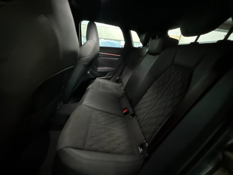 Audi RS3 Sportback 2.5 TFSI quattro Pano|Alcantara|B&O|Camera