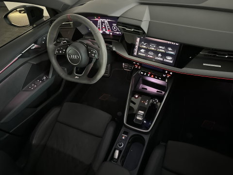 Audi RS3 Sportback 2.5 TFSI quattro Pano|Alcantara|B&O|Camera