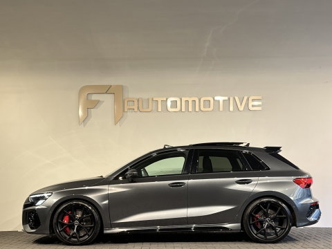 Audi RS3 Sportback 2.5 TFSI quattro Pano|Alcantara|B&O|Camera