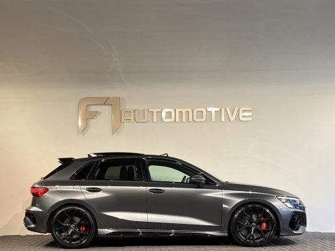 Audi RS3 Sportback 2.5 TFSI quattro Pano|Alcantara|B&O|Camera