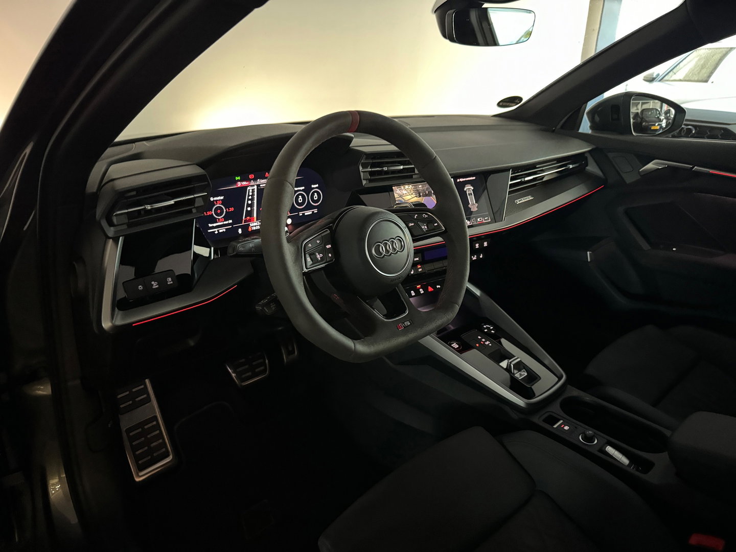 Audi RS3 Sportback 2.5 TFSI quattro Pano|Alcantara|B&O|Camera