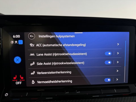 Volkswagen Golf 2.0 TSI R 4Motion Pano|Akra|HuD|Harman Kardon|ACC