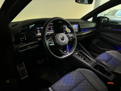 Volkswagen Golf 2.0 TSI R 4Motion Pano|Akra|HuD|Harman Kardon|ACC