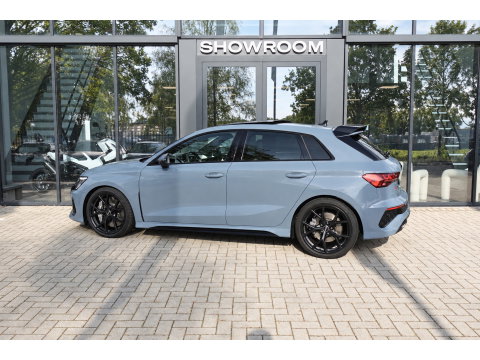 Audi RS3 2.5 TFSI RS 3 quattro PANO KERAMISCH MASSAGE