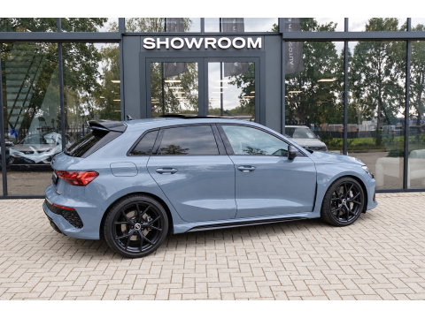 Audi RS3 2.5 TFSI RS 3 quattro PANO KERAMISCH MASSAGE