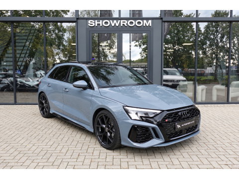 Audi RS3 2.5 TFSI RS 3 quattro PANO KERAMISCH MASSAGE