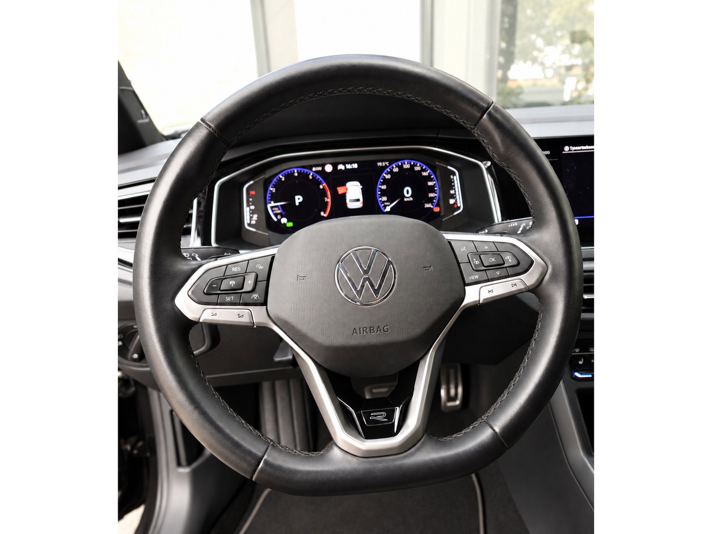 Volkswagen Polo 1.0 TSI R-line BEATS IQ-LIGHT ACC