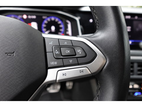 Volkswagen Polo 1.0 TSI R-line BEATS IQ-LIGHT ACC