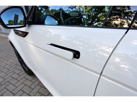 Land Rover Range Rover Evoque 1.5 P300e AWD R-Dynamic HSE CAM PDC CARPLAY