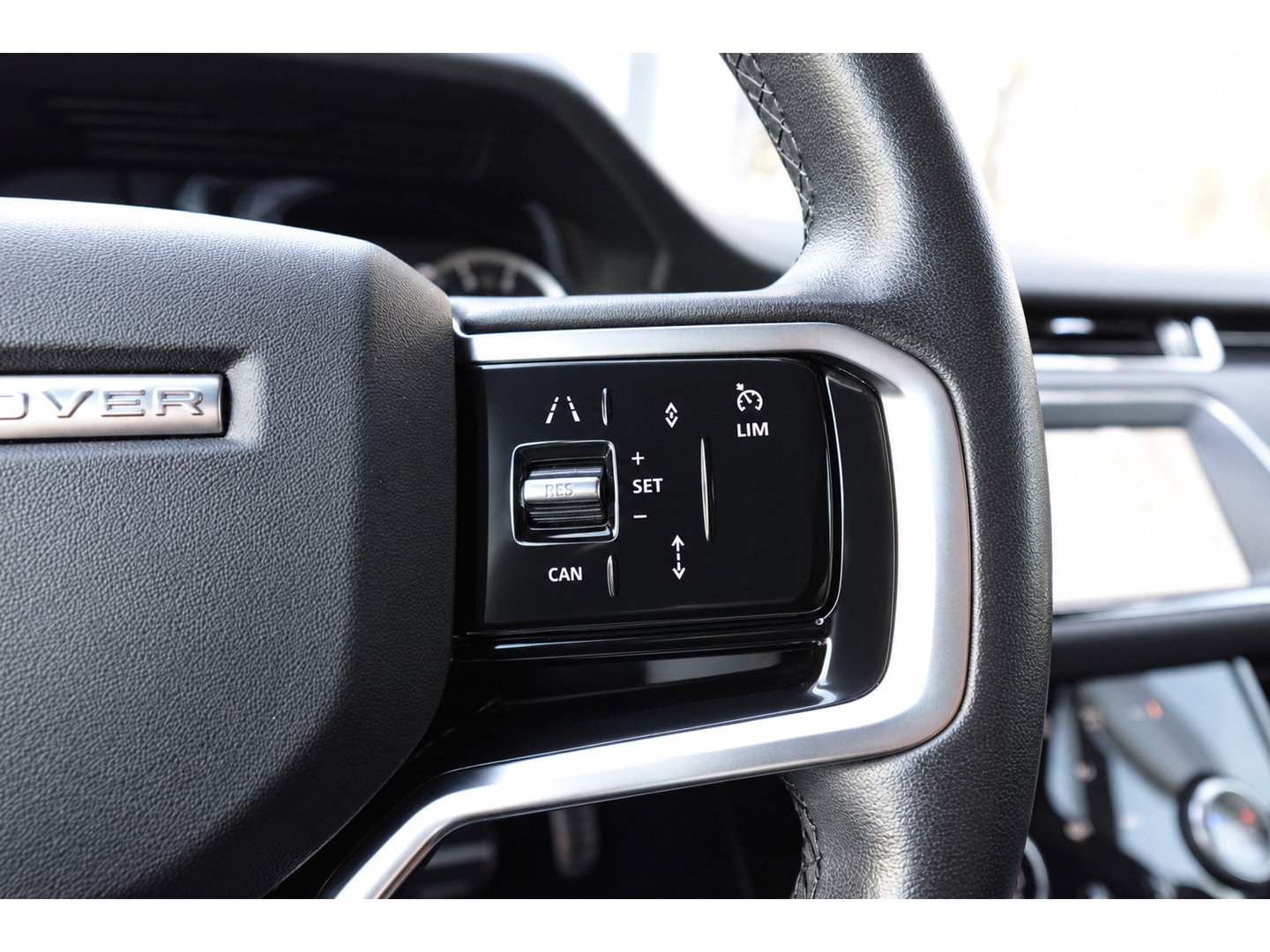 Land Rover Range Rover Evoque 1.5 P300e AWD R-Dynamic HSE CAM PDC CARPLAY