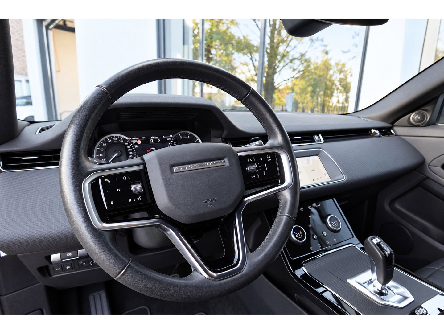 Land Rover Range Rover Evoque 1.5 P300e AWD R-Dynamic HSE CAM PDC CARPLAY