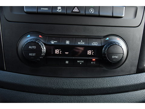 Mercedes-Benz Vito 116 CDI L2 Black Edition Camera, Cruise, Carplay, Automaat, LED, Clima, Multimedia, 164pk, Sensoren, Uniek!