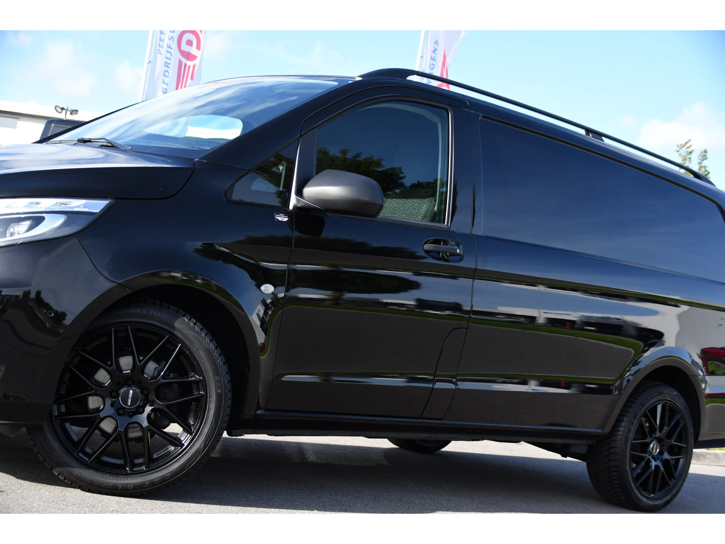 Mercedes-Benz Vito 116 CDI L2 Black Edition Camera, Cruise, Carplay, Automaat, LED, Clima, Multimedia, 164pk, Sensoren, Uniek!