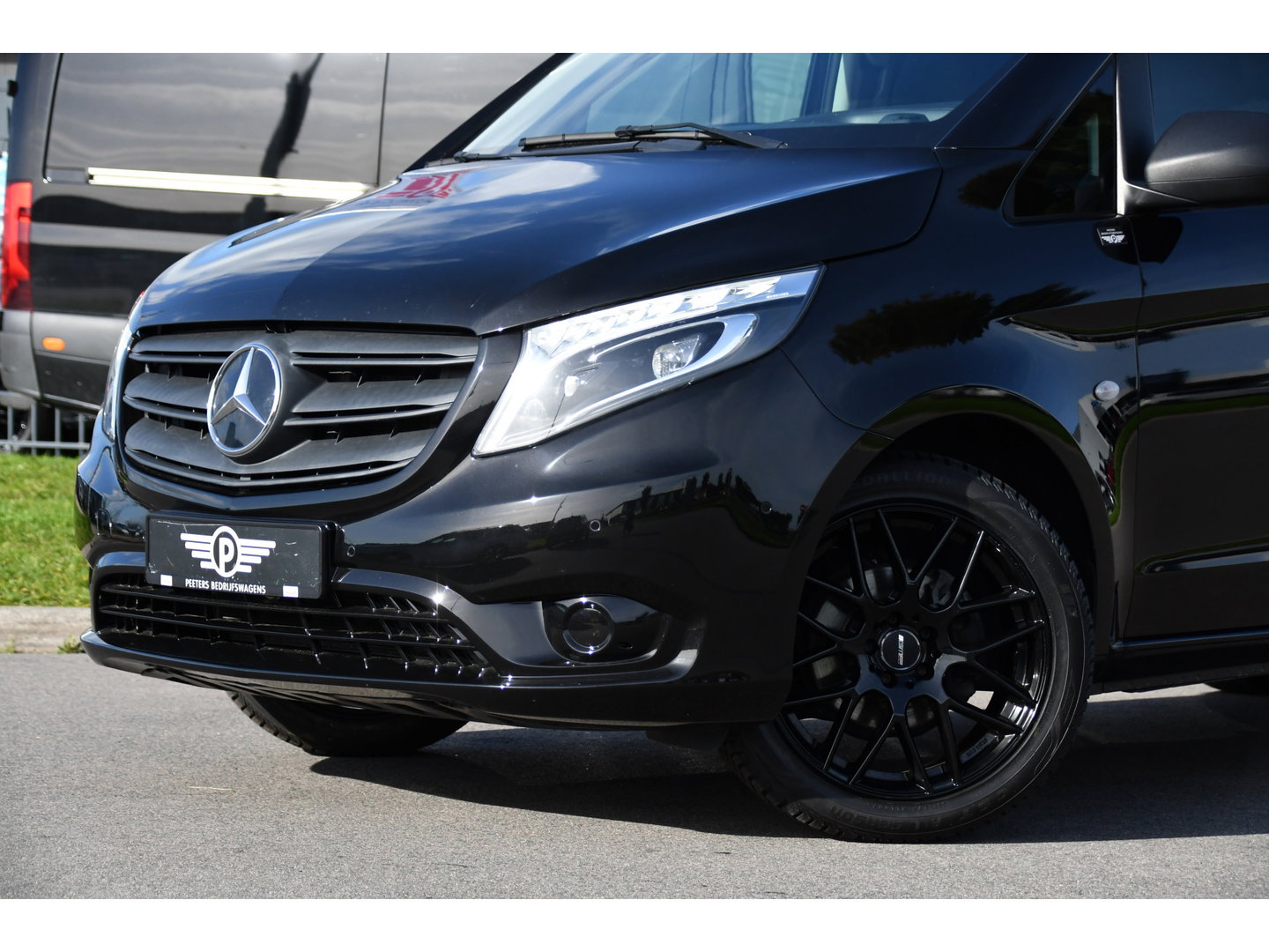 Mercedes-Benz Vito 116 CDI L2 Black Edition Camera, Cruise, Carplay, Automaat, LED, Clima, Multimedia, 164pk, Sensoren, Uniek!