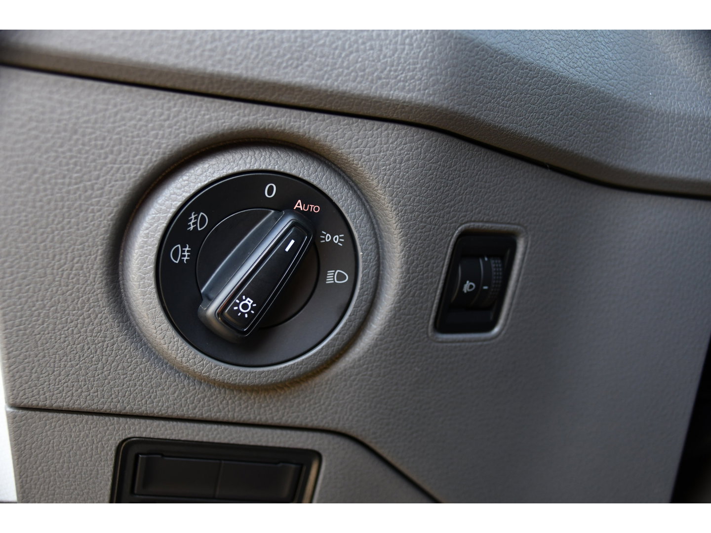 MAN TGE 3.180 35 2.0 L3H3 PB Edition Camera, Cruise, Carplay, 177pk, Leder, Multimedia, Automaat, Geveerde stoel, Uniek!