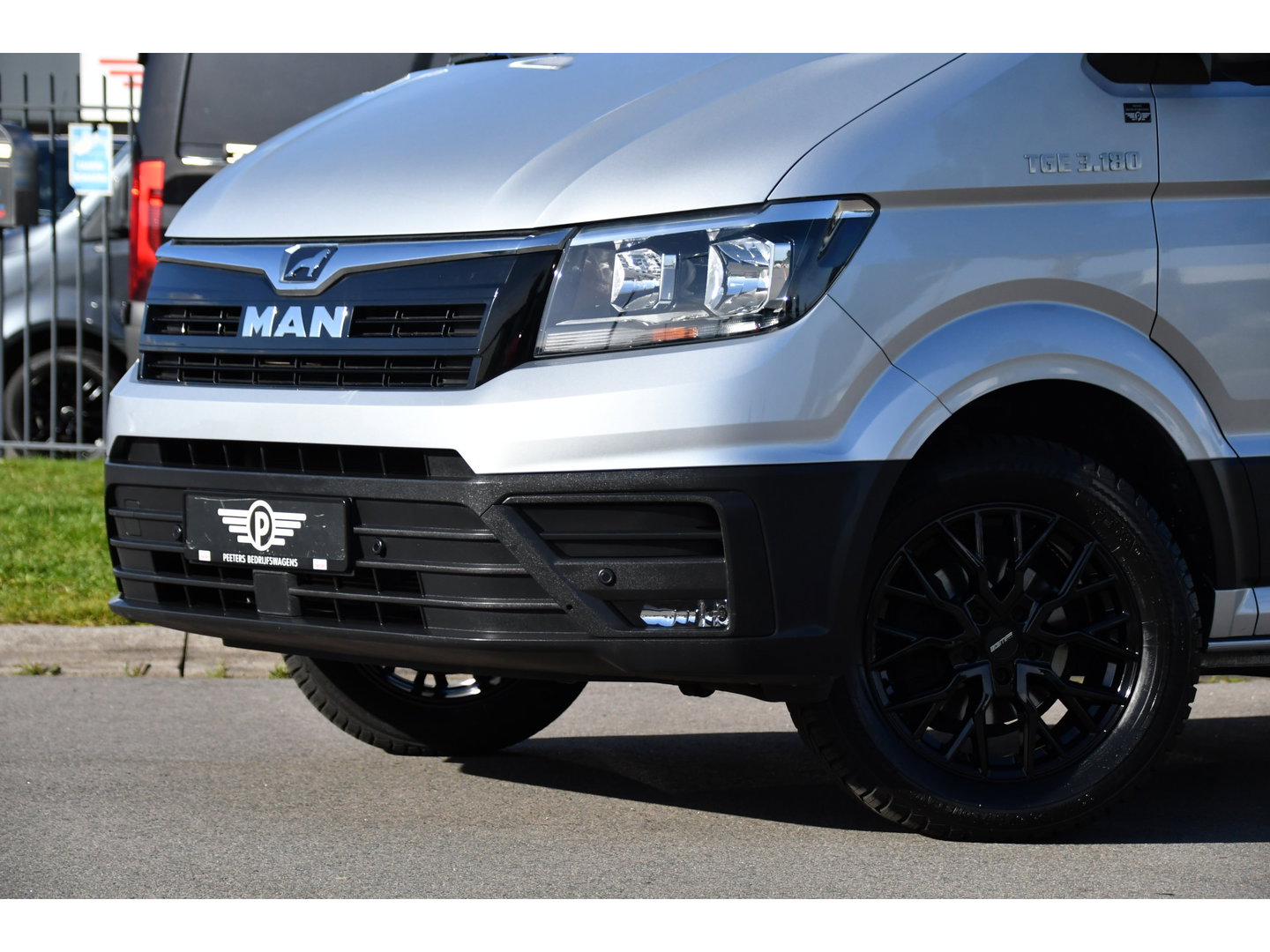 MAN TGE 3.180 35 2.0 L3H3 PB Edition Camera, Cruise, Carplay, 177pk, Leder, Multimedia, Automaat, Geveerde stoel, Uniek!