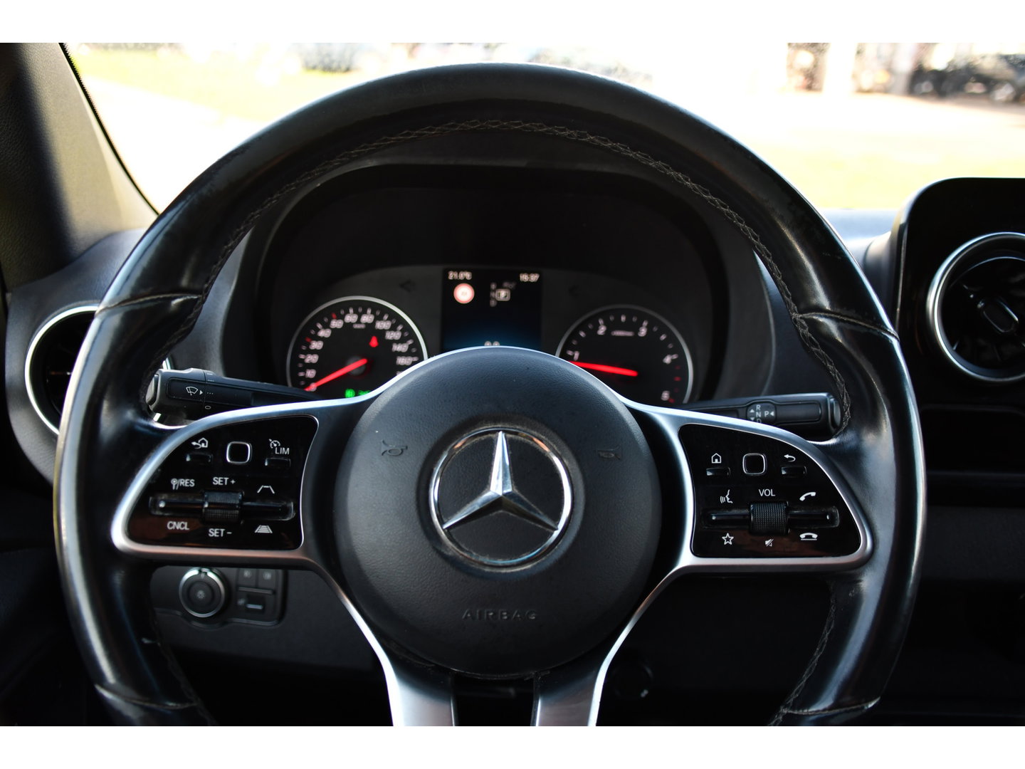 Mercedes-Benz Sprinter 319 3.0 CDI L4H2 PB Edition Adaptieve Cruise, Camera, LED, Carplay, 190pk, Standkachel, Stoelverwarming, Sensoren, 3500kg Trekhaak, Uniek! Extra lang, L4, Ultra lang
