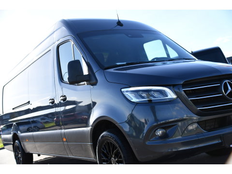 Mercedes-Benz Sprinter 319 3.0 CDI L4H2 PB Edition Adaptieve Cruise, Camera, LED, Carplay, 190pk, Standkachel, Stoelverwarming, Sensoren, 3500kg Trekhaak, Uniek! Extra lang, L4, Ultra lang