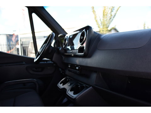 Mercedes-Benz Sprinter 319 3.0 CDI L4H2 PB Edition Adaptieve Cruise, Camera, LED, Carplay, 190pk, Standkachel, Stoelverwarming, Sensoren, 3500kg Trekhaak, Uniek! Extra lang, L4, Ultra lang