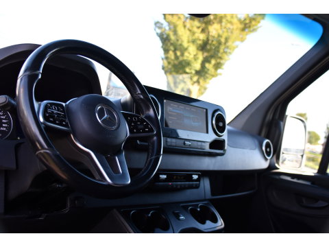 Mercedes-Benz Sprinter 319 3.0 CDI L4H2 PB Edition Adaptieve Cruise, Camera, LED, Carplay, 190pk, Standkachel, Stoelverwarming, Sensoren, 3500kg Trekhaak, Uniek! Extra lang, L4, Ultra lang