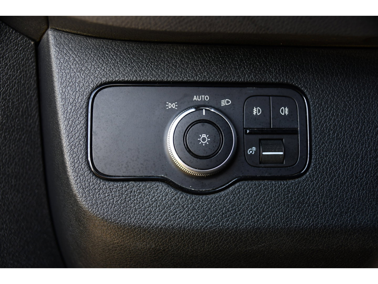 Mercedes-Benz Sprinter 319 3.0 CDI L4H2 PB Edition Adaptieve Cruise, Camera, LED, Carplay, 190pk, Standkachel, Stoelverwarming, Sensoren, 3500kg Trekhaak, Uniek! Extra lang, L4, Ultra lang