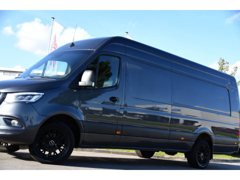 Mercedes-Benz Sprinter 319 3.0 CDI L4H2 PB Edition Adaptieve Cruise, Camera, LED, Carplay, 190pk, Standkachel, Stoelverwarming, Sensoren, 3500kg Trekhaak, Uniek! Extra lang, L4, Ultra lang