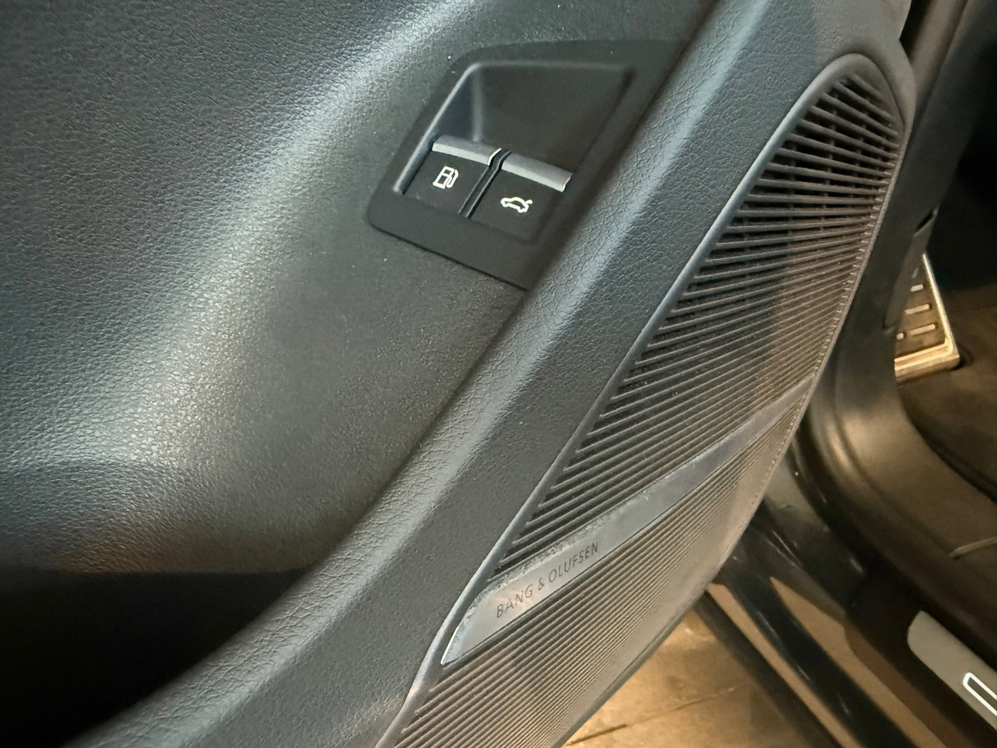 Audi Q8 60 TFSI e quattro S Line Pano|RS Seat|B&O|Trekhaak|Keyless