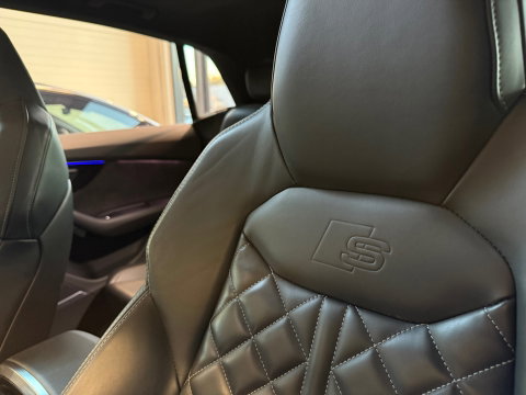 Audi Q8 60 TFSI e quattro S Line Pano|RS Seat|B&O|Trekhaak|Keyless