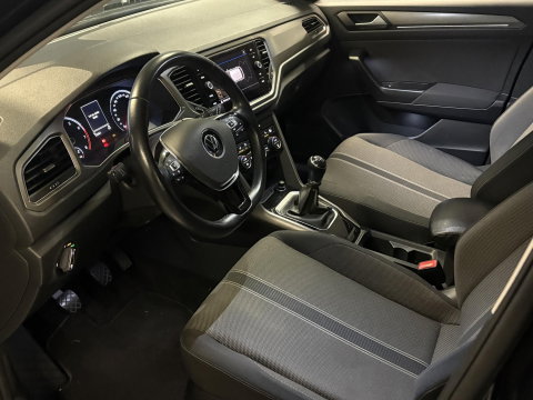 Volkswagen T-Roc 1.0 TSI Style Business | ADAPTIEF | LED DRL | STOELVERWARMING | CLIMATE |