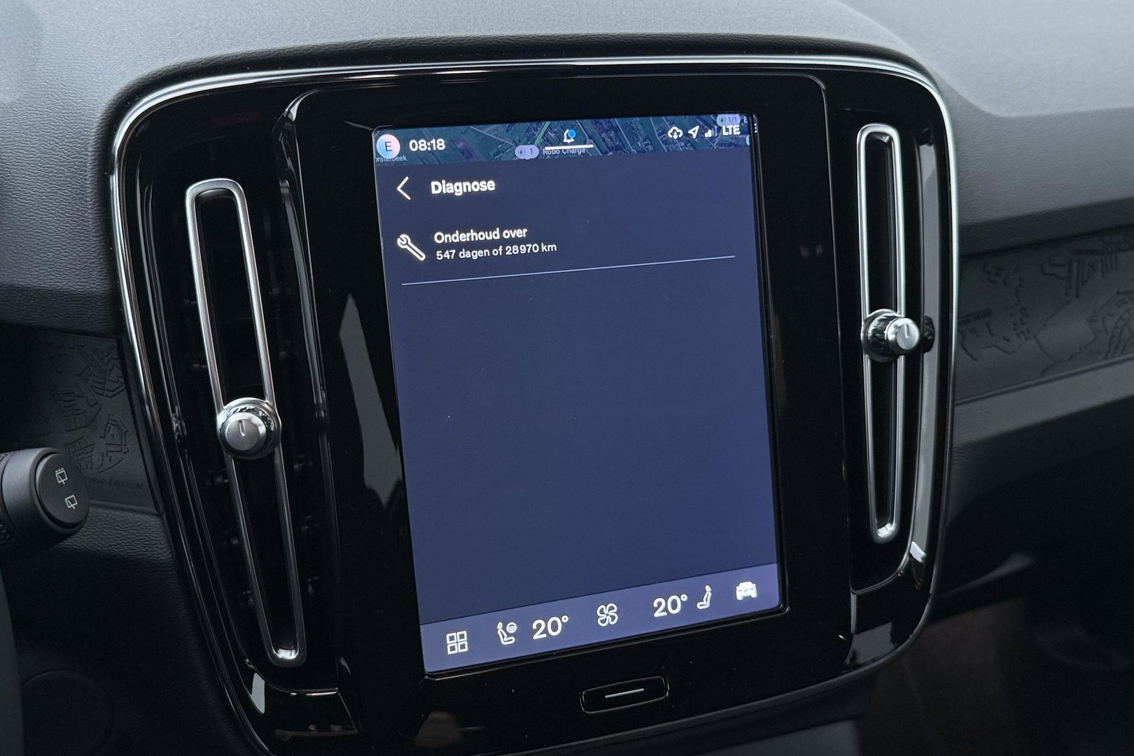 Volvo EX40 Twin Motor Plus Black Edition 82 kWh | 409 PK! | AWD | 360° Camera | Harman/Kardon | Stoel+Stuurverwarming | ACC