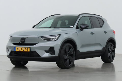 Volvo EX40 Twin Motor Plus Black Edition 82 kWh | 409 PK! | AWD | 360° Camera | Harman/Kardon | Stoel+Stuurverwarming | ACC