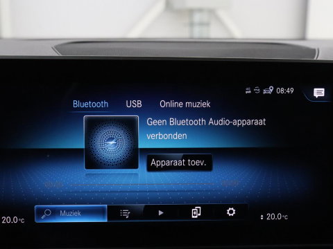 Mercedes-Benz GLB 200 Premium Plus | Half leder | Stoelverwarming | Cruise control | Trekhaak | Camera | Park assist | Sfeerverlichting | Navigatie | Bluetooth | Climate control